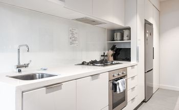 Zenith Melbourne Central - Accommodation Main Beach 7