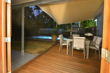 Seaclusion - Accommodation Main Beach 4