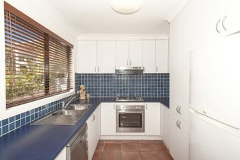 Spinnakers Loft 3 Bed Apartment - Accommodation Main Beach 3