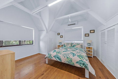 Coastal Cottage - Cannonvale - Accommodation Main Beach 4