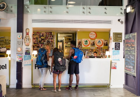 Sydney Railway Square YHA - Hostel - Accommodation Main Beach 3