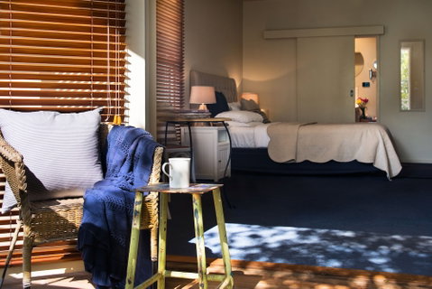 Lake Como Studio Daylesford - Accommodation Main Beach 3