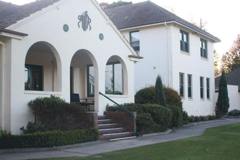 The Dormie House - On The Golf Course - Accommodation Main Beach 6