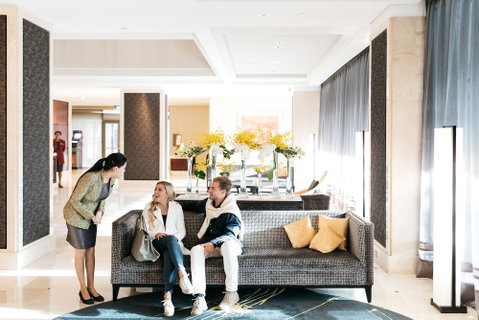 Shangri-La Hotel, Sydney - Accommodation Main Beach 3