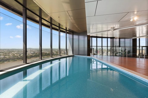 Skytower Apartment - Accommodation Main Beach 0