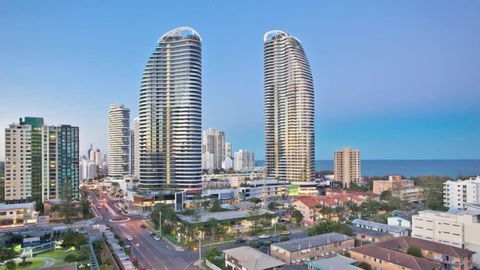 Oracle Broadbeach Apartments - Accommodation Main Beach 0