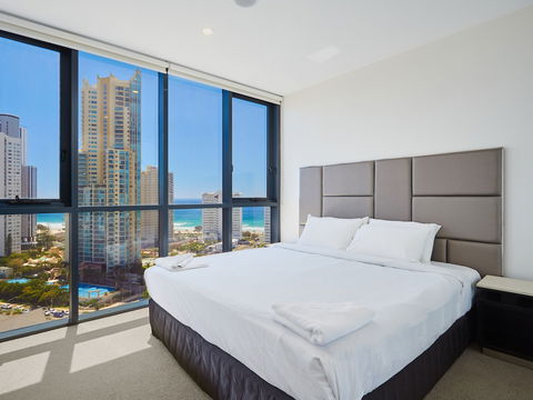 Ruby By Serain Residences - Accommodation Main Beach 5