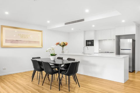 Ruby By Serain Residences - Accommodation Main Beach 6