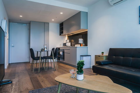 Victoria One Suites - Accommodation Main Beach 6