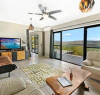 Eagles Loft - Accommodation Main Beach