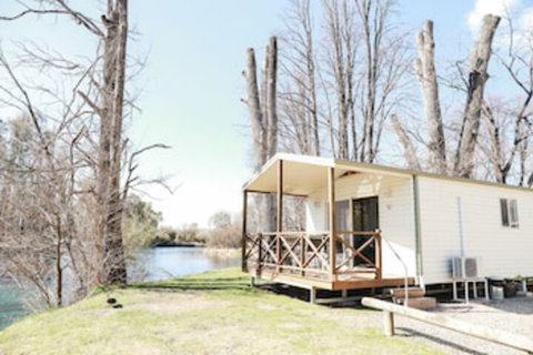Riverglade Caravan Park - Accommodation Main Beach 0
