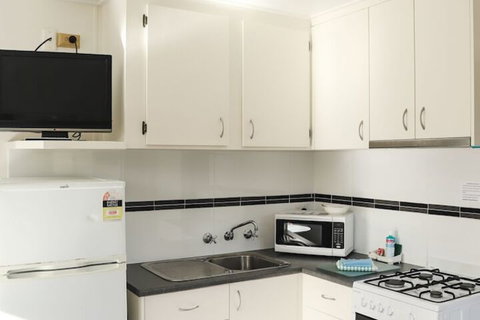 Riverglade Caravan Park - Accommodation Main Beach 1