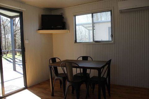 Riverglade Caravan Park - Accommodation Main Beach 4