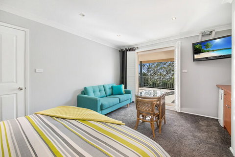 Forresters Beach Bed & Breakfast - Accommodation Main Beach 5