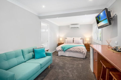 Forresters Beach Bed & Breakfast - Accommodation Main Beach 4