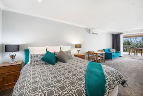 Forresters Beach Bed & Breakfast - Accommodation Main Beach 0