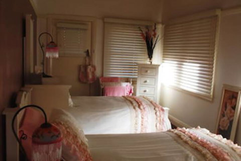 Rose Garden On Church BnB - Accommodation Main Beach 5