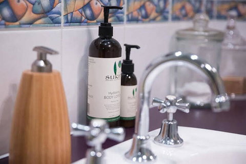 Strathvea Guest House - Accommodation Main Beach 2