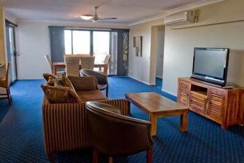 Coral Sands By Kacys - Accommodation Main Beach 6