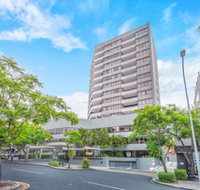 The Astor Apartments - Accommodation Main Beach