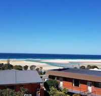 Blue Seas Holiday Villas - Accommodation Main Beach