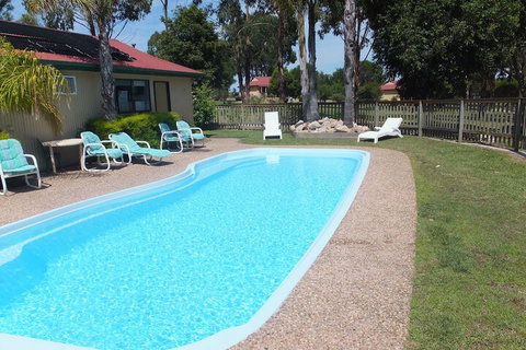 Lakes Entrance Country Cottages - Accommodation Main Beach 5