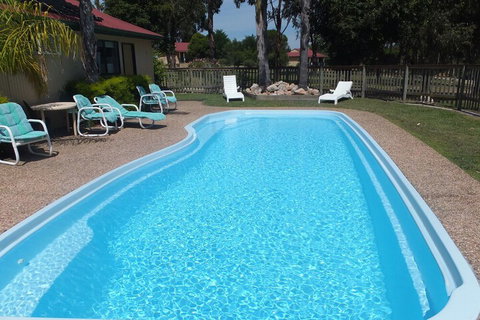 Lakes Entrance Country Cottages - Accommodation Main Beach 3