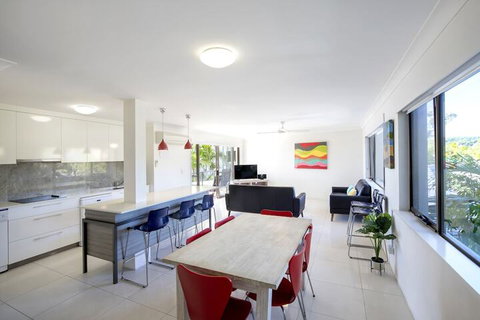 Noosa Shores Resort - Accommodation Main Beach 6