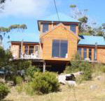 The Tree House - Accommodation Main Beach