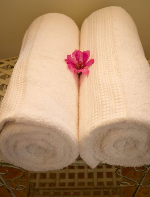 Margate Cottage Boutique Bed & Breakfast - Accommodation Main Beach 4