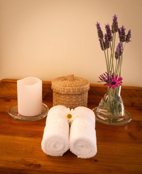 Margate Cottage Boutique Bed & Breakfast - Accommodation Main Beach 2