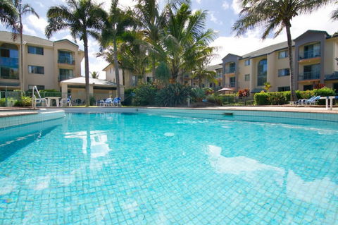 Pacific Place Apartments - Accommodation Main Beach 3