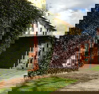 Seaton Arms Motor Inn - Accommodation Main Beach