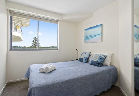 Oceanside Resort - Accommodation Main Beach 3