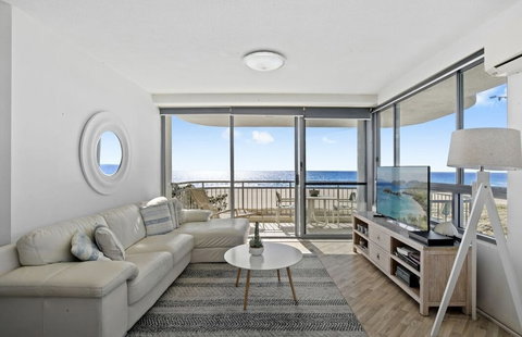 Oceanside Resort - Accommodation Main Beach 6