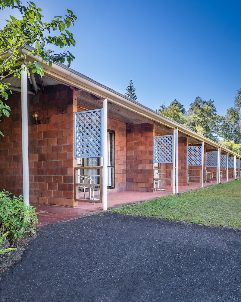 Malanda QLD Accommodation Main Beach