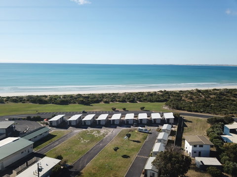 Discovery Parks - Robe - Accommodation Main Beach 0