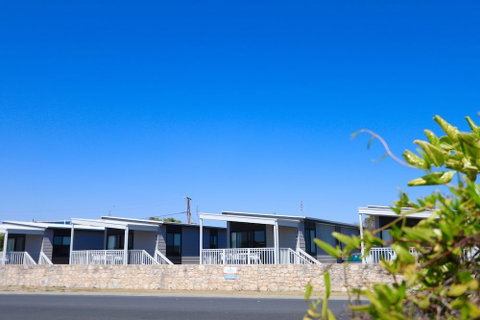 Discovery Parks - Robe - Accommodation Main Beach 1