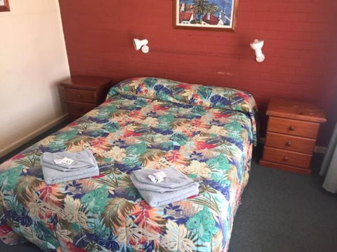Governors Hill Motel - Accommodation Main Beach 1