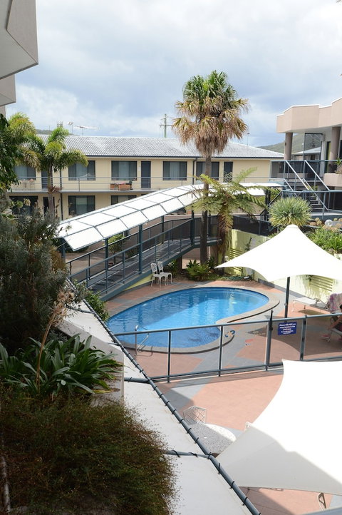 Rockpool Motor Inn - Accommodation Main Beach 2