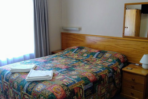 Armidale Rose Villa Motel - Accommodation Main Beach 6