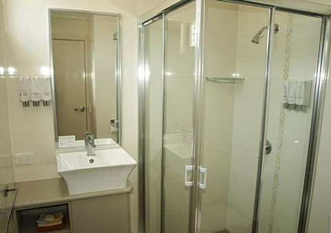 Smart Stayzzz Inns Clermont - Accommodation Main Beach 6