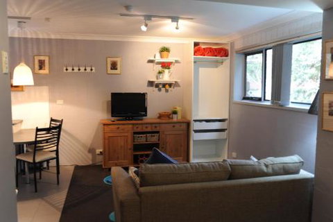 Kirkwood 4A - Accommodation Main Beach 4