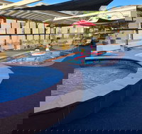 Elm Court Motel - Accommodation Main Beach