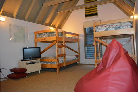 Warrejo - Accommodation Main Beach 0
