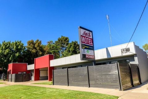 High Street Motel - Accommodation Main Beach 2