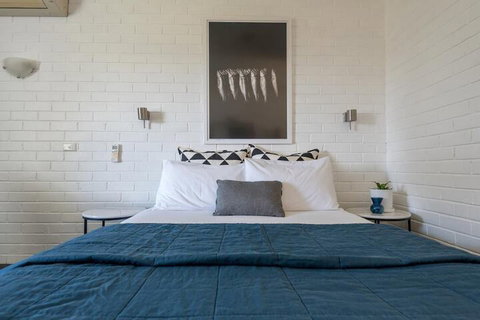 Harriet House Tumut - Accommodation Main Beach 7