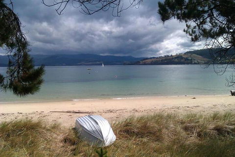 Bruny Island Beachside Accommodation - Accommodation Main Beach 5