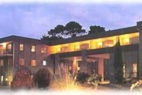 Southern Cross Motor Inn - Accommodation Main Beach 1