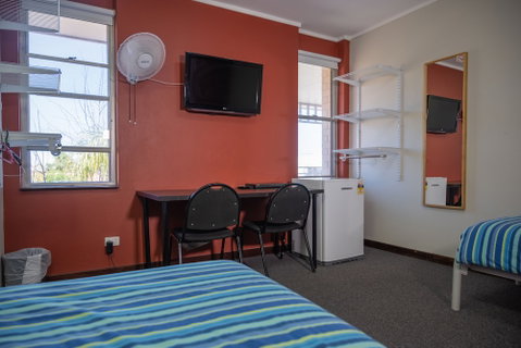 Beatty Lodge - Accommodation Main Beach 4